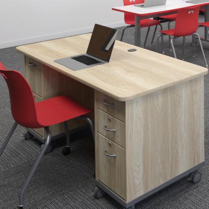 ConventionalDesk in class