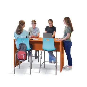 E! seating with students